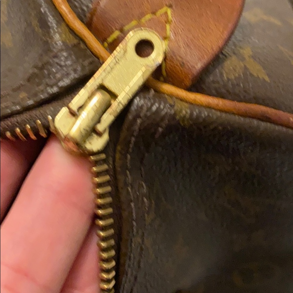 **SOLD** Louis Vuitton Vintage Speedy 30 - Picture 10 of 16